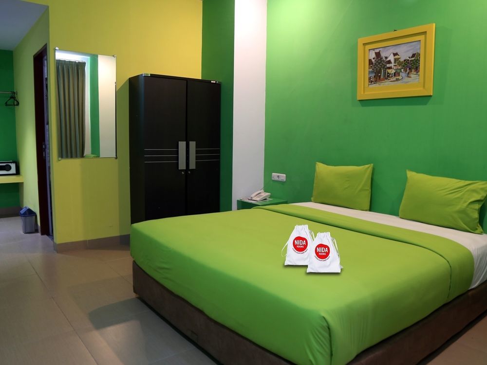Nida Rooms Makassar Jampea 19536 Exteriér fotografie