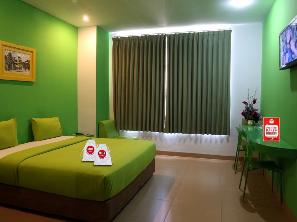 Nida Rooms Makassar Jampea 19536 Exteriér fotografie